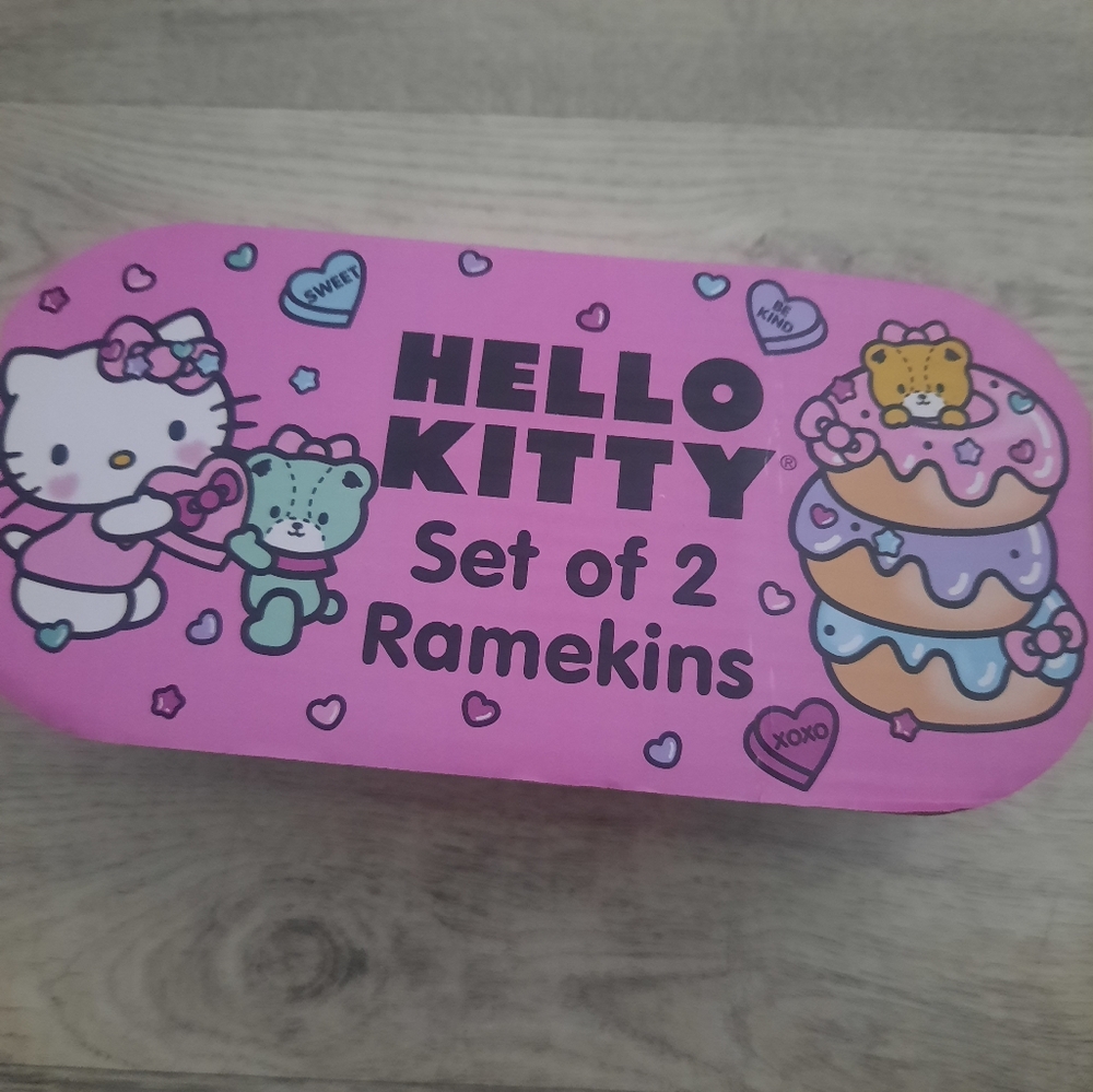 Hello Kitty Ramekins Set - Picture 2 of 4